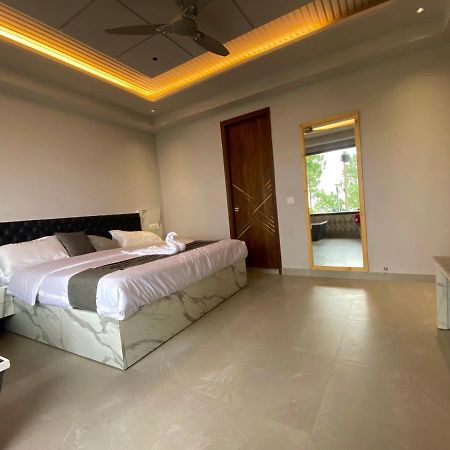 The Westberry 50Mtrs Offroading And 50 Mtrs Nature Path Bed & Breakfast Shimla Eksteriør bilde